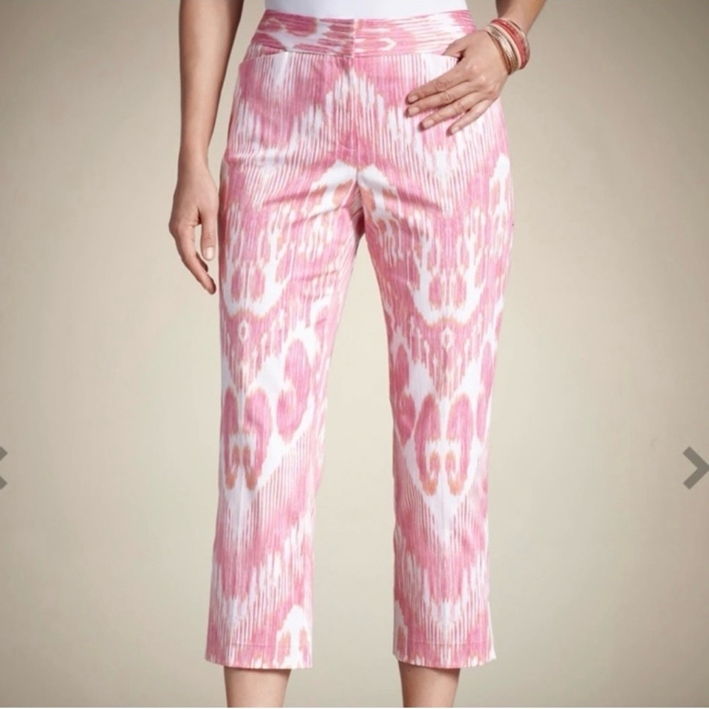 Chico’s Bold Ikat Slim Crop Pants Resortwear Vacation Abstract Barbie